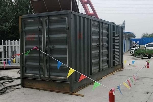 大庆发电机租赁空气滤清器多久更换一次？